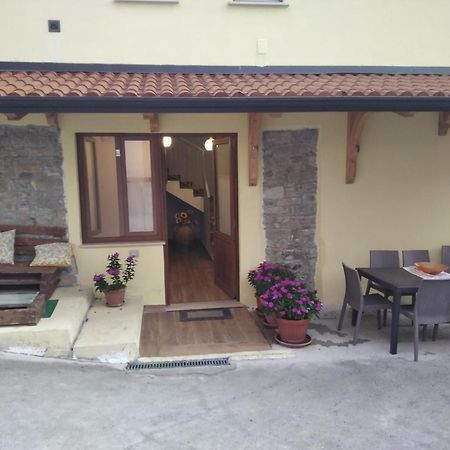 Agriturismo B&B Il Girasole Roccadaspide Bagian luar foto