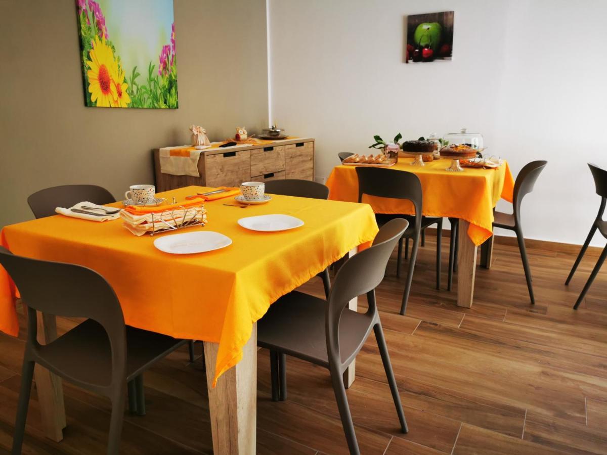 Agriturismo B&B Il Girasole Roccadaspide Bagian luar foto